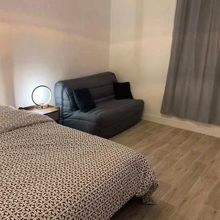 Le Famillial , 2 Chambres, 4 Lits Double Avec Parking Prive 1 Voiture, Netflix, Lits Faits Et Serviettes De Toilette Sur Place Apartmán