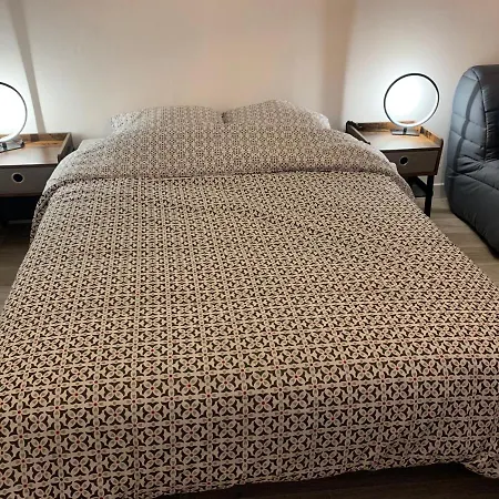 Le Famillial , 2 Chambres, 4 Lits Double Avec Parking Prive 1 Voiture, Netflix, Lits Faits Et Serviettes De Toilette Sur Place 公寓 *