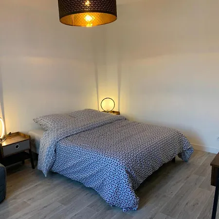 公寓 Le Famillial , 2 Chambres, 4 Lits Double Avec Parking Prive 1 Voiture, Netflix, Lits Faits Et Serviettes De Toilette Sur Place