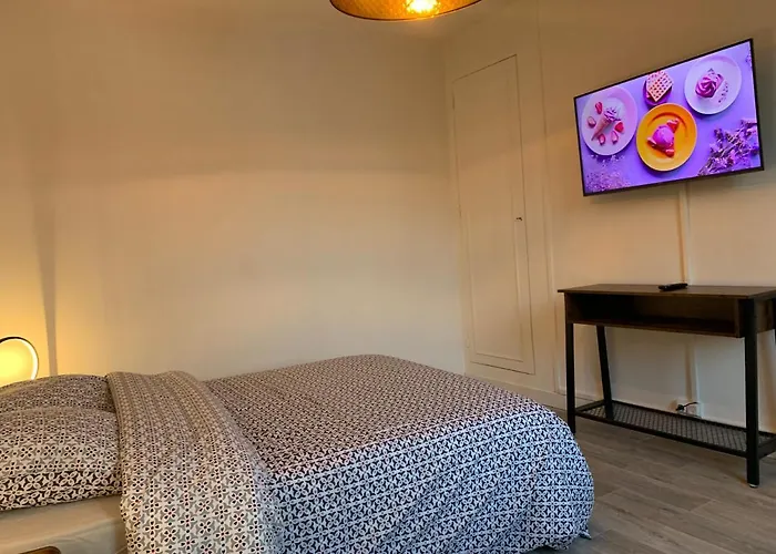 Appartement Le Famillial , 2 Chambres, 4 Lits Double Avec Parking Prive 1 Voiture, Netflix, Lits Faits Et Serviettes De Toilette Sur Place Dieppe