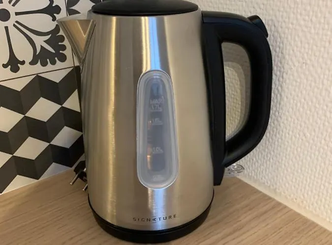 Le Famillial , 2 Chambres, 4 Lits Double Avec Parking Prive 1 Voiture, Netflix, Lits Faits Et Serviettes De Toilette Sur Place Appartement