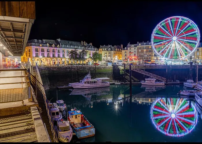 Le Famillial , 2 Chambres, 4 Lits Double Avec Parking Prive 1 Voiture, Netflix, Lits Faits Et Serviettes De Toilette Sur Place Dieppe