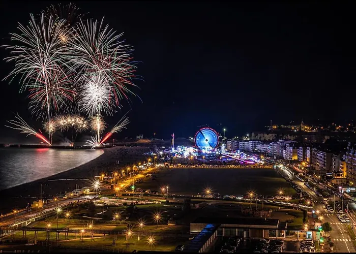 Le Famillial , 2 Chambres, 4 Lits Double Avec Parking Prive 1 Voiture, Netflix, Lits Faits Et Serviettes De Toilette Sur Place *